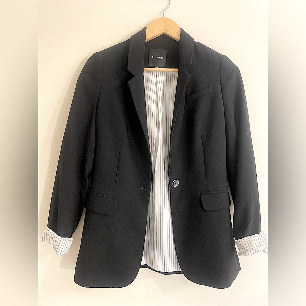 𝅺Dynamite Single Button fitted black Blazer - size XS